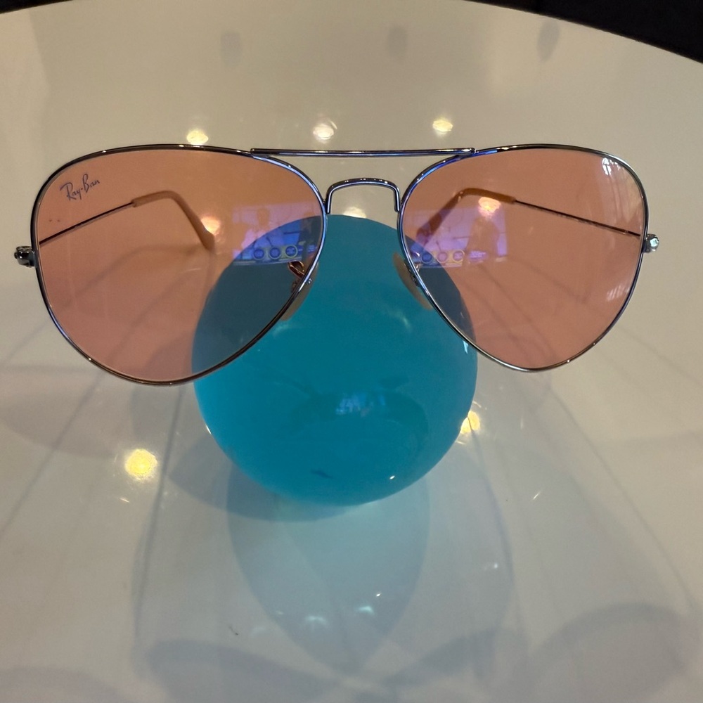 Ray-Ban Silver Aviator Sunglasses with Pink Lenses